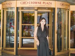 -深圳富苑皇冠假日套房酒店