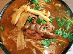 -肥汁米蘭香港米线(定西路店)
