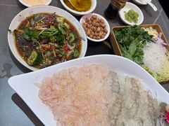 -官塘陈记鱼生·潮汕砂锅粥·牛肉火锅(潮枫路总店)