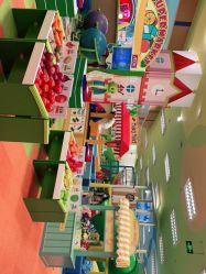 -莫莉幻想儿童乐园(武汉经开永旺店)