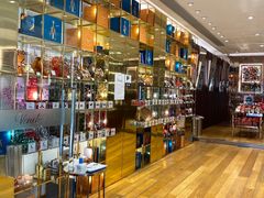 -VENCHI 闻绮(上海佛罗伦萨小镇店)