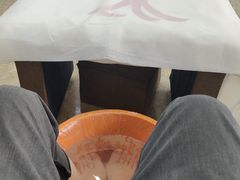 -郑远元专业修脚房(晴川街店)