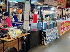 -席娜卡琳火车铁道夜市