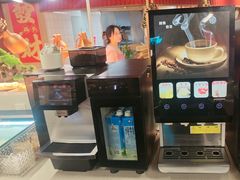-四囍码头海鲜烧烤自助火锅(外滩南京东路悦荟广场店)