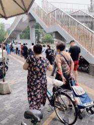 点击看大图 -LJOY丽锦造型·烫发染发