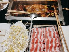 -百年川椒重庆老火锅(光谷店)
