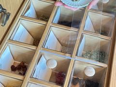 -荷风细雨·中国茶宴(碧云店)