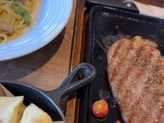 -必胜客(港城新天地店)