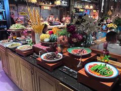 -领鲜活海鲜榴莲自助火锅(东门店)