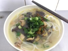 -文山荷鲜居(翠湖店)
