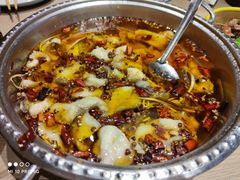 水煮江团-日进一片海.生腌海鲜火锅.宵夜烧烤(三里屯总店)
