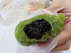 黑芝麻青团-常州糕团店(北大街新世纪商城店)