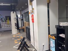 -超鹿运动(达信大厦店)