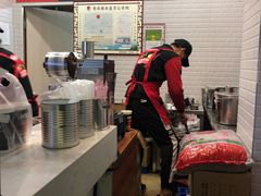 -沪上阿姨鲜果茶(世茂广场宽厚里店)