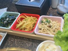 -正苑26年海鲜烤肉•牛尾汤汤饭(东港店)