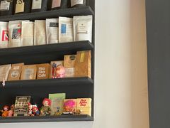 零售区-black rainbow coffee