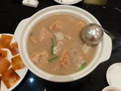 莲藕排骨汤-亢龙太子酒轩(东湖店)