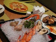 -华邑酒店·鲜艳全日自助餐厅