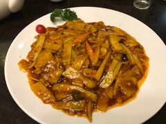 -金牌餐厅·天津菜·八珍豆腐·老爆三(瓷房子店)