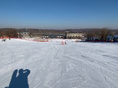 -庙香山滑雪场