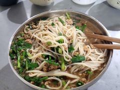 -正宗杨记普洱酸醋米线(总店)