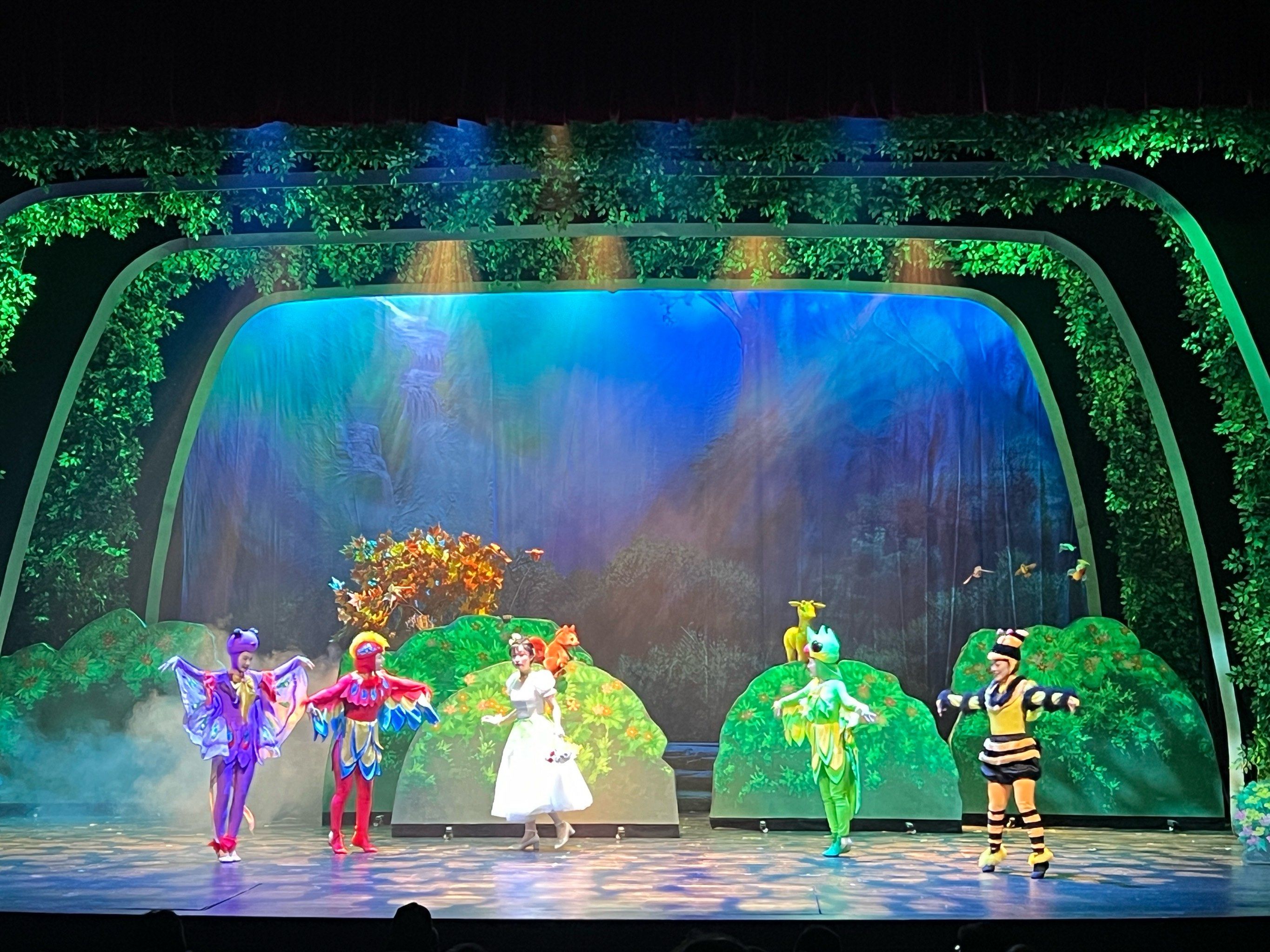 广东省木偶剧院的剧目《白雪公主》,排的很好