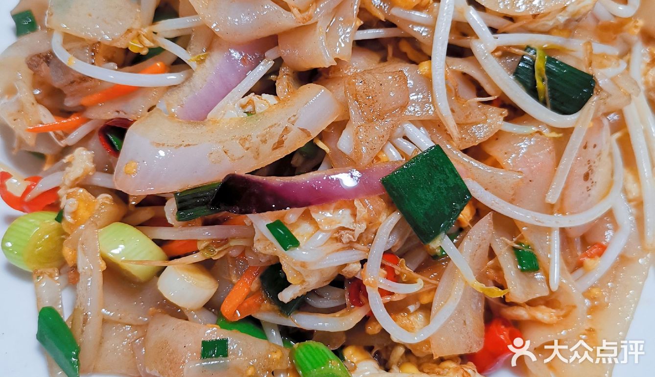 [礼花][礼花]深夜伙食的王者，烧烤的香味，魂牵梦萦