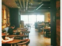 大堂-星巴克(上海虹桥南丰城办公楼店)