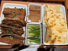 烙饼卷带鱼-北平盛世·新京菜·北京烤鸭(劲松·双井店)