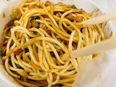 -球场热干面老店