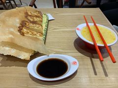 虾仁西葫锅贴-赵奶奶水饺锅贴小酒馆(丁字沽店)