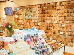 -猫的天空之城概念书店(杭州南宋御街店)