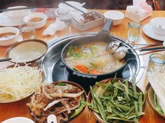 -黔三一夺夺粉酸汤火锅(百信店)