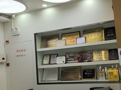 -雅悦齿科(顾村公园店)
