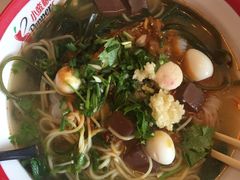 -小蛮椒麻辣烫·麻辣拌(青浦宝龙店)