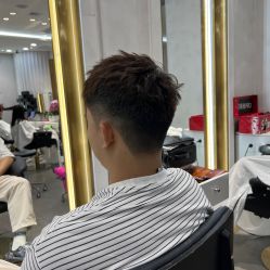 -Kraemer Paris  苏豪路易士·嘉玛发廊