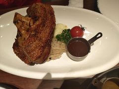 自酿啤酒脆皮烤猪肘-Ambra Haus琥珀屋精酿餐厅(宝山店)