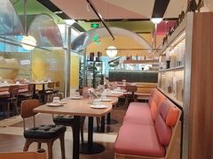 -芭莉与彩虹西餐厅(成都合生汇店)