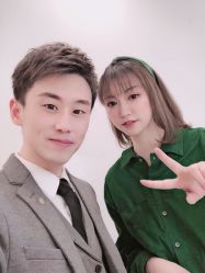 -构想时尚发型会所