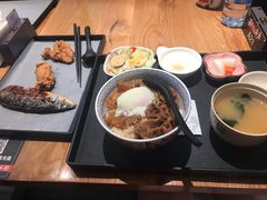 -牛気·越光米牛肉饭(水游城店)