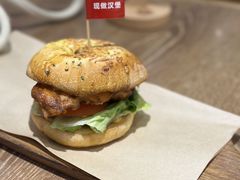 -必胜客(WOW中心城店)