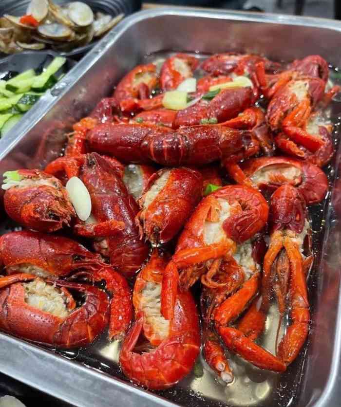 秋林龙虾(下关店)-"被盆友拉过去的,路上一顿狂说,天花乱坠的.