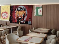 -必胜客(WOW阿罗海店)