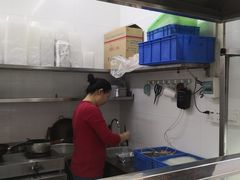 -冯姐生蚝(迎宾广场店)
