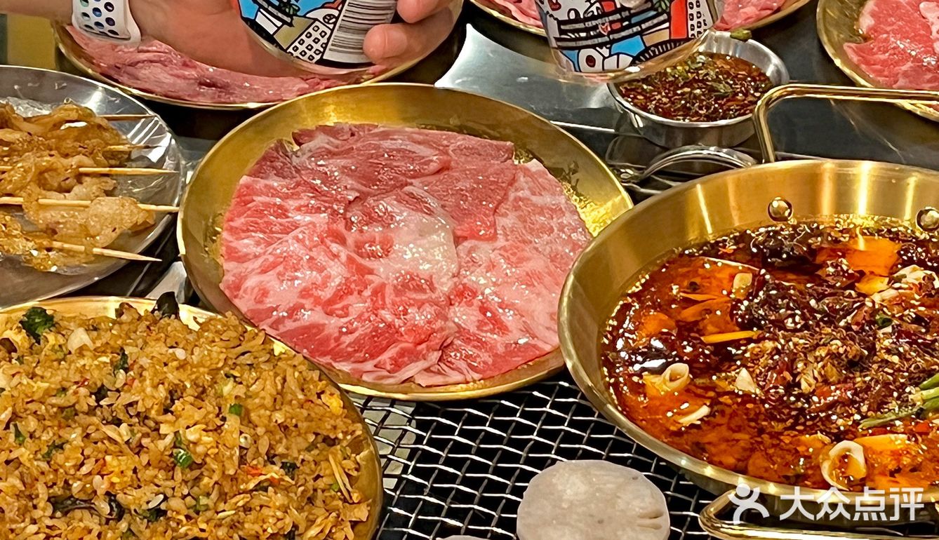 他们家主打红河口味的烧烤 基本没有踩雷的