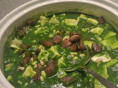 雪花牛肉绿麻婆豆腐-桂满陇·海市蜃楼·黑金(国金店)