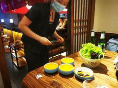 -明洞阿姨·韩式酱蟹烤肉·创意料理(三元桥店)