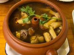 野生菌汽锅鸡-小厨子私房菜·云南美食店