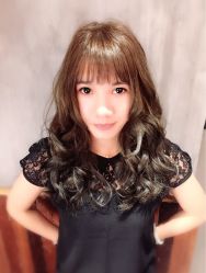 -PE SALON