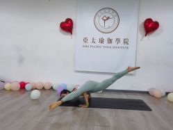 -亚太瑜伽普拉提学院